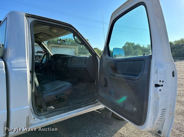 image for item OC9104 2003 Ford Ranger  pickup truck