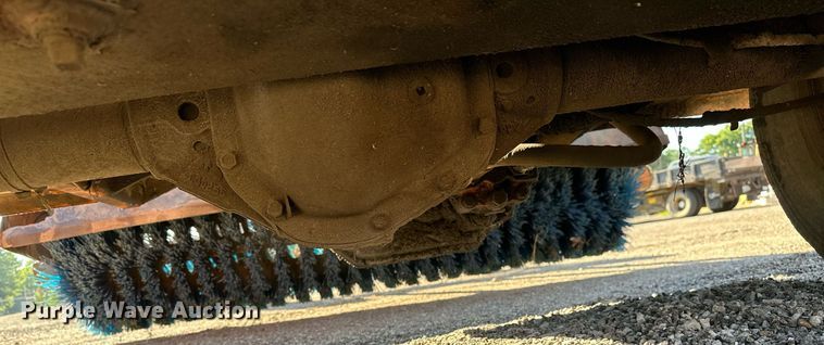 image for item OC9105 Bergkamp HB10  broom