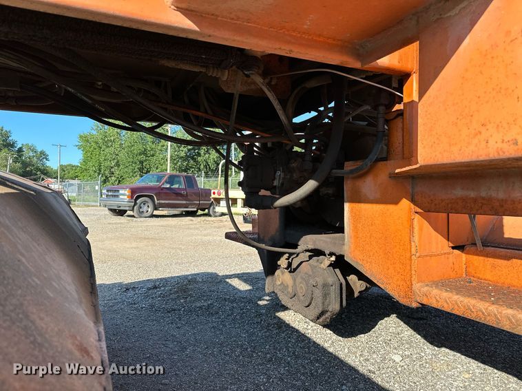 image for item OC9105 Bergkamp HB10  broom