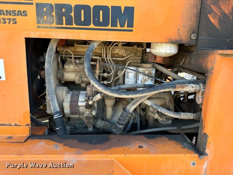 image for item OC9105 Bergkamp HB10  broom