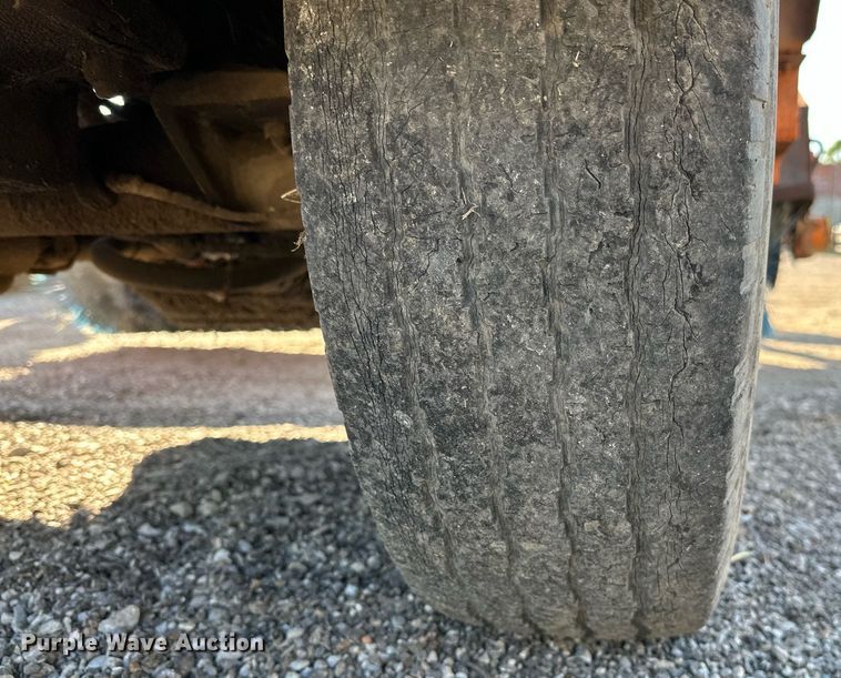 image for item OC9105 Bergkamp HB10  broom