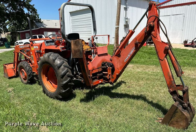 image for item OC9122 1991 Kubota L2950  MFWD tractor