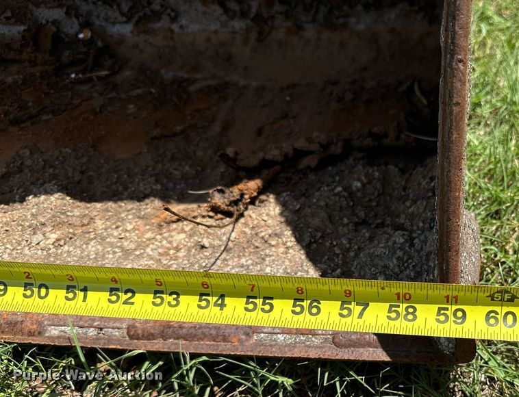 image for item OC9122 1991 Kubota L2950  MFWD tractor