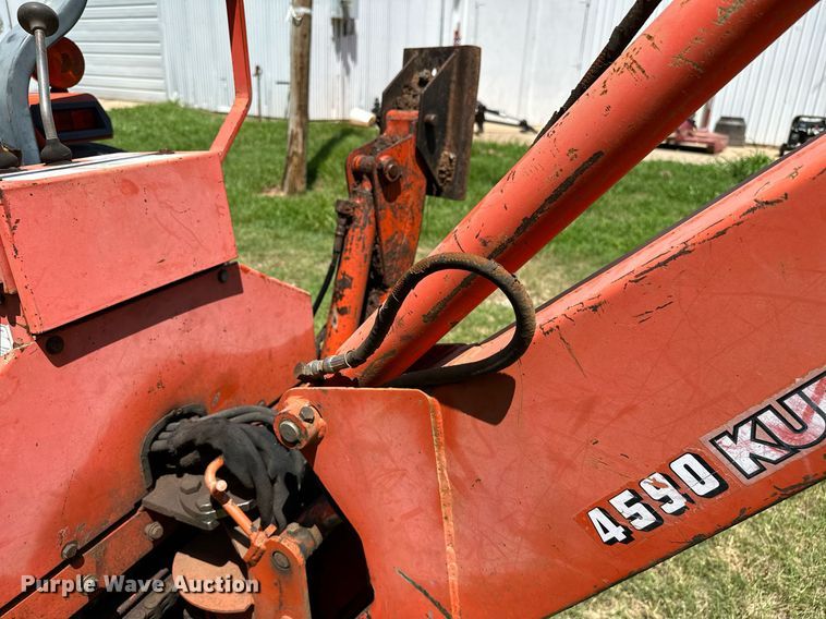 image for item OC9122 1991 Kubota L2950  MFWD tractor