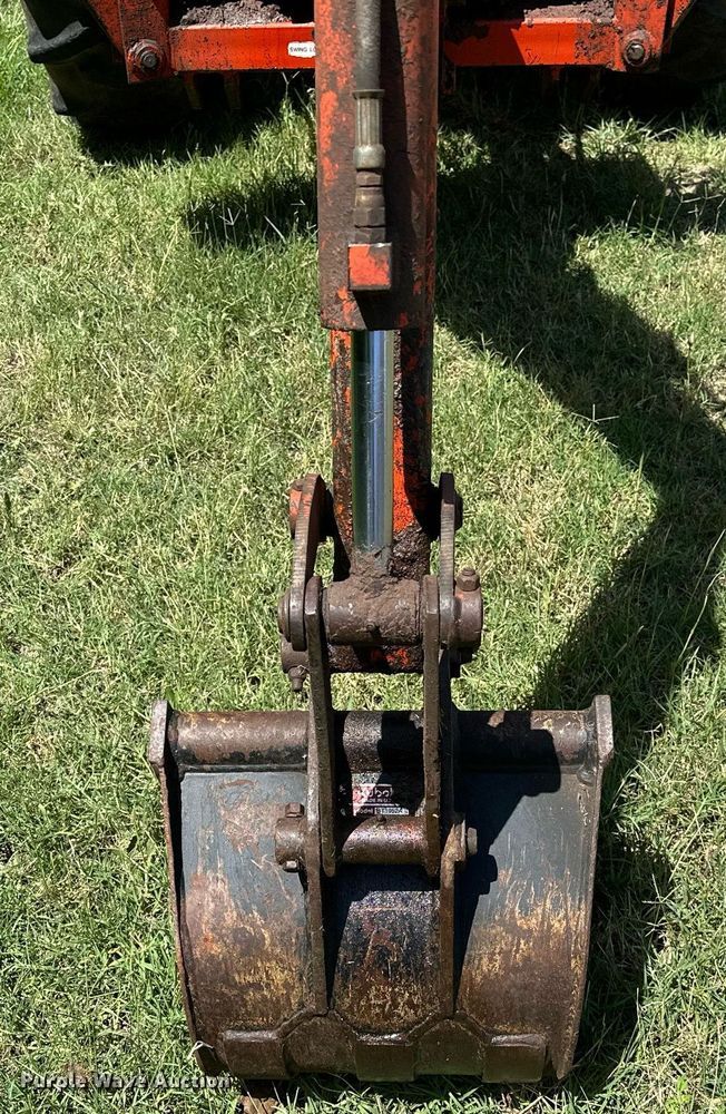 image for item OC9122 1991 Kubota L2950  MFWD tractor