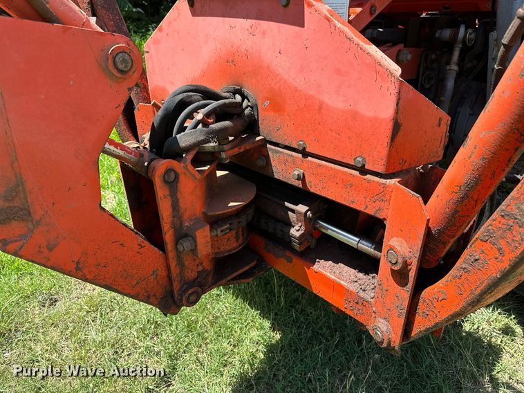image for item OC9122 1991 Kubota L2950  MFWD tractor