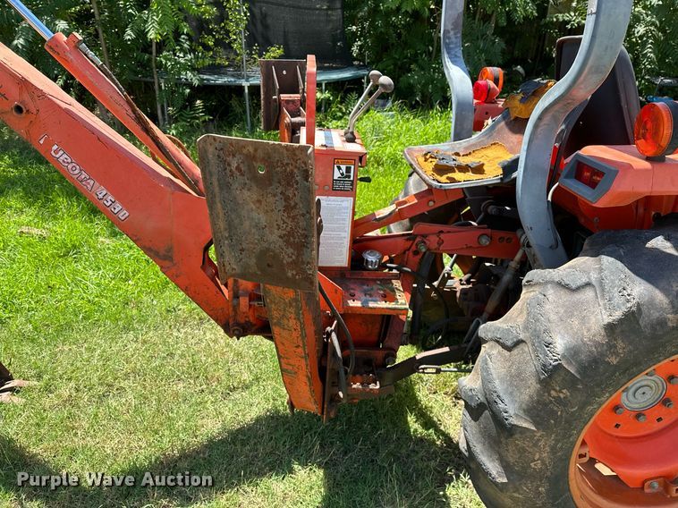 image for item OC9122 1991 Kubota L2950  MFWD tractor