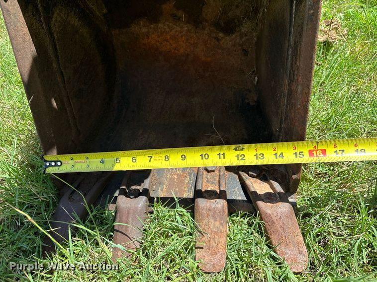 image for item OC9122 1991 Kubota L2950  MFWD tractor