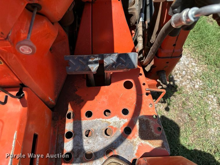 image for item OC9122 1991 Kubota L2950  MFWD tractor