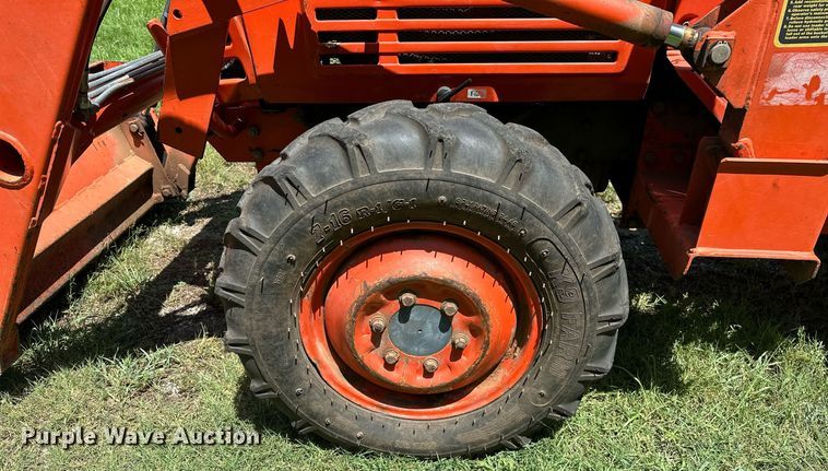 image for item OC9122 1991 Kubota L2950  MFWD tractor