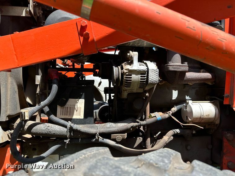 image for item OC9122 1991 Kubota L2950  MFWD tractor