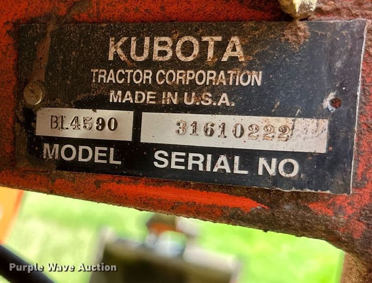 image for item OC9122 1991 Kubota L2950  MFWD tractor