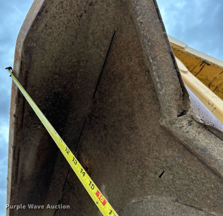 image for item OG9136 John Deere 6405  tractor