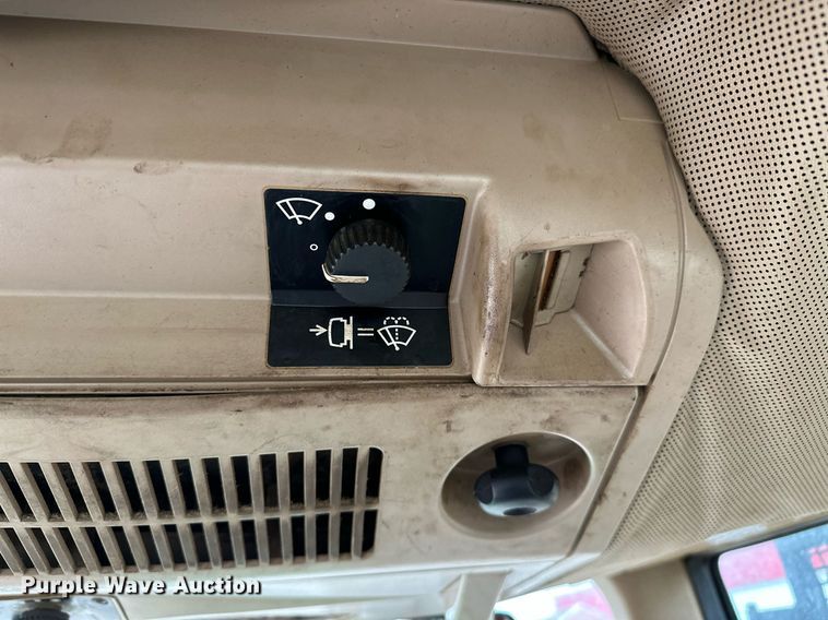 image for item OG9136 John Deere 6405  tractor