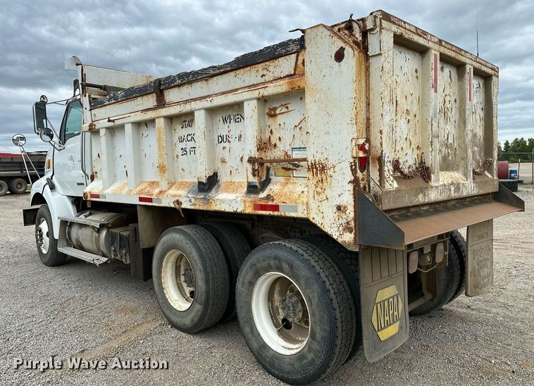 image for item OG9137 2006 Sterling L8500  dump truck