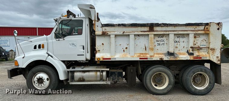 image for item OG9137 2006 Sterling L8500  dump truck