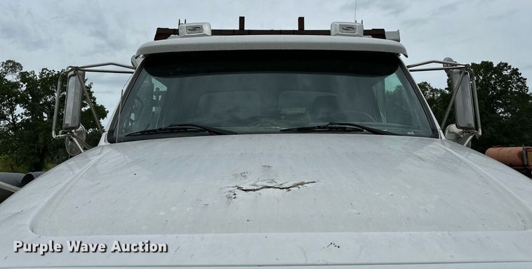 image for item OG9137 2006 Sterling L8500  dump truck