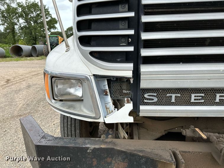 image for item OG9137 2006 Sterling L8500  dump truck
