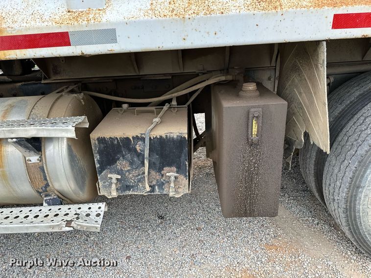 image for item OG9137 2006 Sterling L8500  dump truck