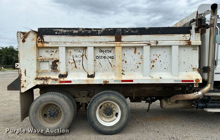 image for item OG9137 2006 Sterling L8500  dump truck