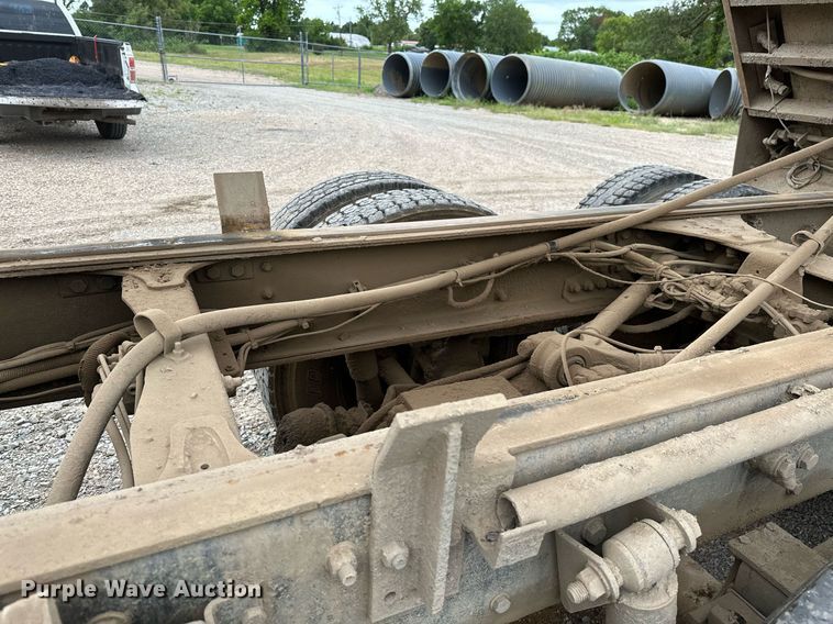 image for item OG9137 2006 Sterling L8500  dump truck