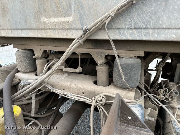 image for item OG9137 2006 Sterling L8500  dump truck