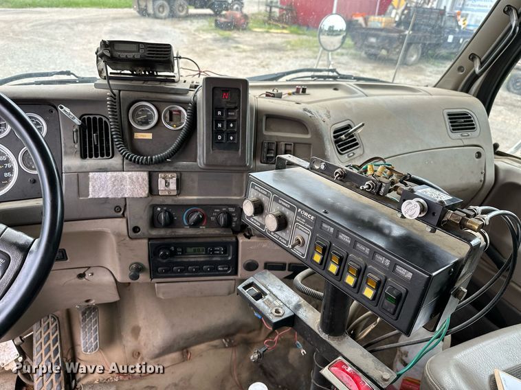 image for item OG9137 2006 Sterling L8500  dump truck