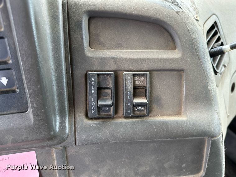 image for item OG9137 2006 Sterling L8500  dump truck