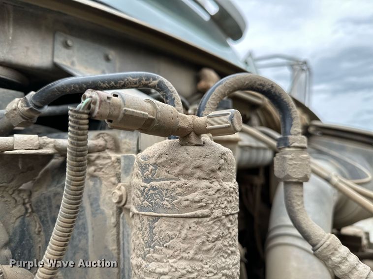 image for item OG9137 2006 Sterling L8500  dump truck