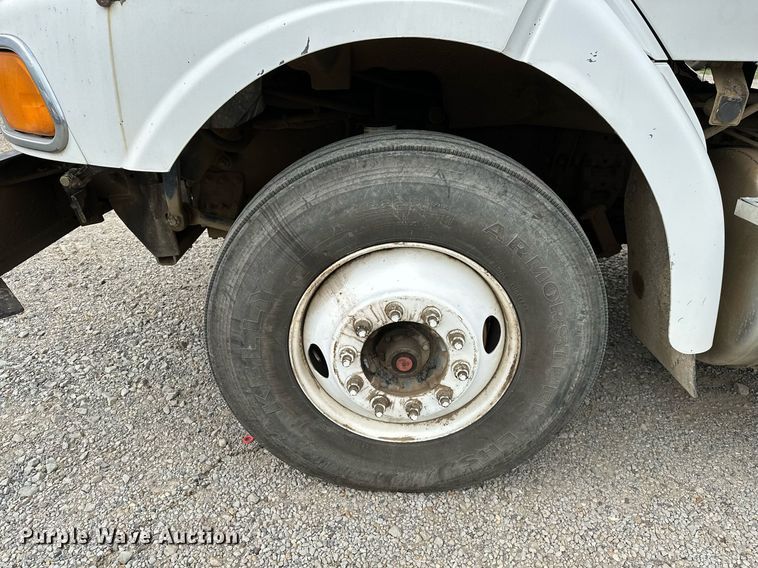 image for item OG9137 2006 Sterling L8500  dump truck