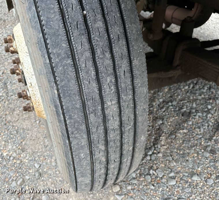 image for item OG9137 2006 Sterling L8500  dump truck