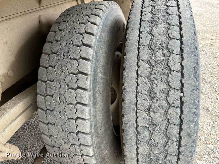 image for item OG9137 2006 Sterling L8500  dump truck