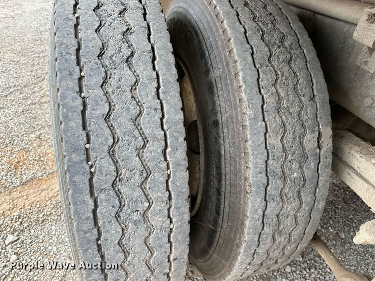 image for item OG9137 2006 Sterling L8500  dump truck