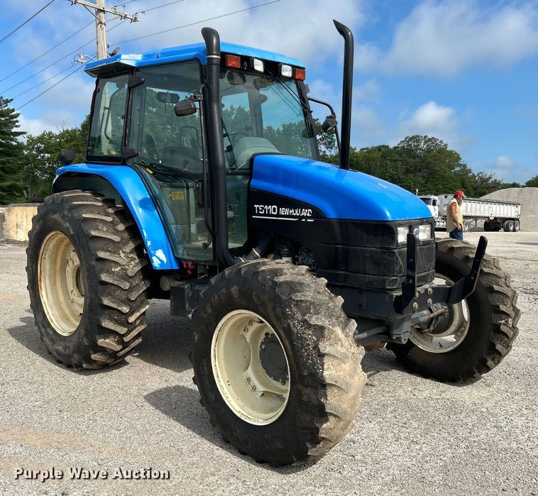 image for item OK9727 2001 New Holland TS110  MFWD tractor