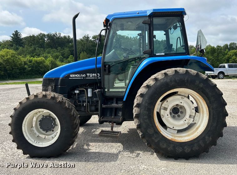 image for item OK9727 2001 New Holland TS110  MFWD tractor