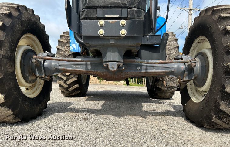 image for item OK9727 2001 New Holland TS110  MFWD tractor