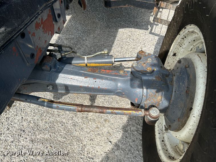 image for item OK9727 2001 New Holland TS110  MFWD tractor