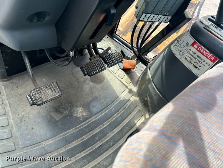 image for item OK9728 New Holland TS100  tractor