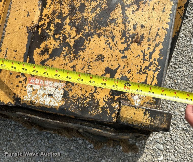 image for item OK9728 New Holland TS100  tractor