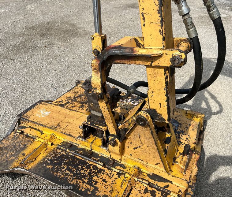 image for item OK9728 New Holland TS100  tractor