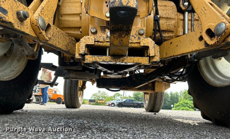 image for item OK9728 New Holland TS100  tractor