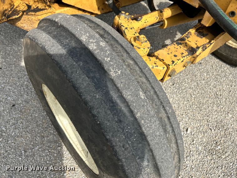 image for item OK9728 New Holland TS100  tractor