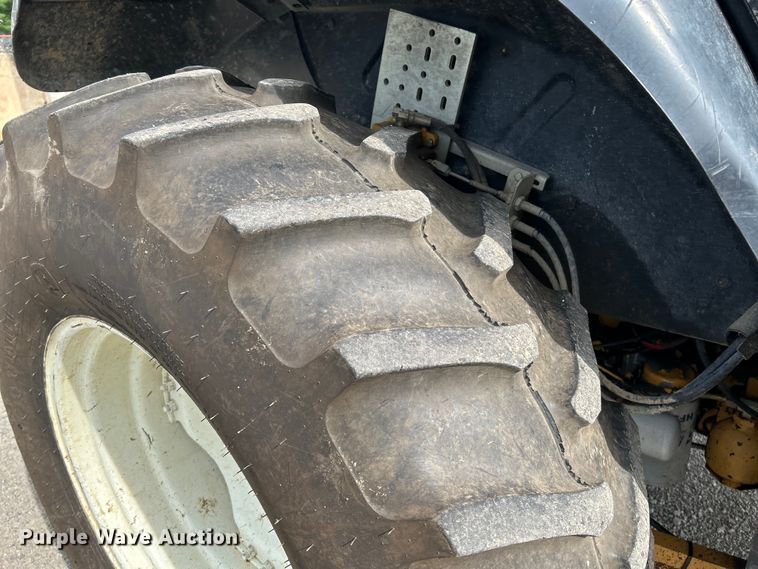 image for item OK9728 New Holland TS100  tractor