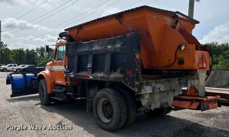 image for item OK9729 1991 International 4900  dump truck