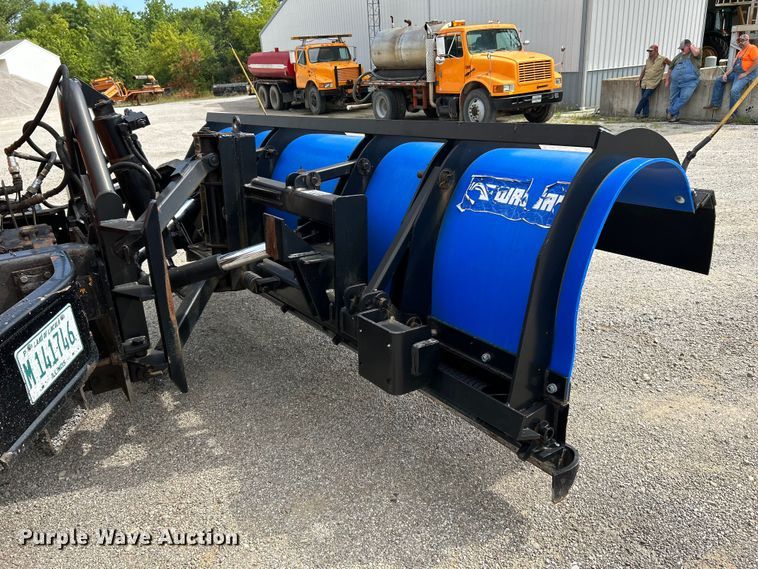 image for item OK9729 1991 International 4900  dump truck