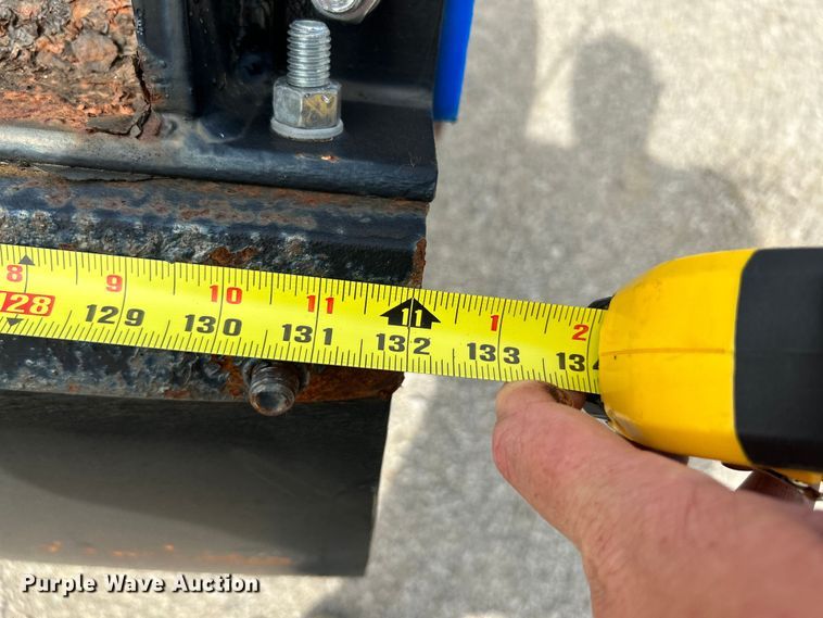 image for item OK9729 1991 International 4900  dump truck