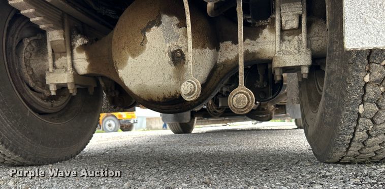 image for item OK9729 1991 International 4900  dump truck