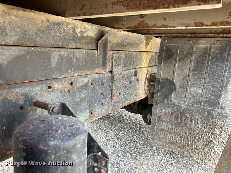 image for item OK9729 1991 International 4900  dump truck