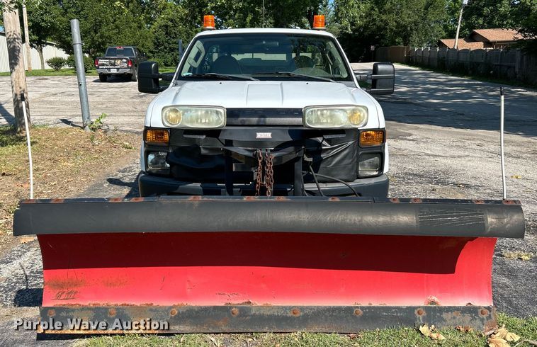 image for item OK9747 2008 Ford F350 Super Duty XL  pickup truck