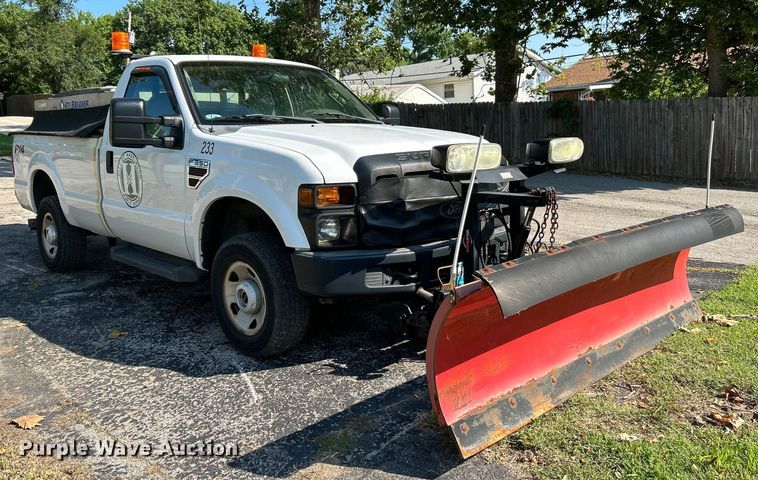 image for item OK9747 2008 Ford F350 Super Duty XL  pickup truck